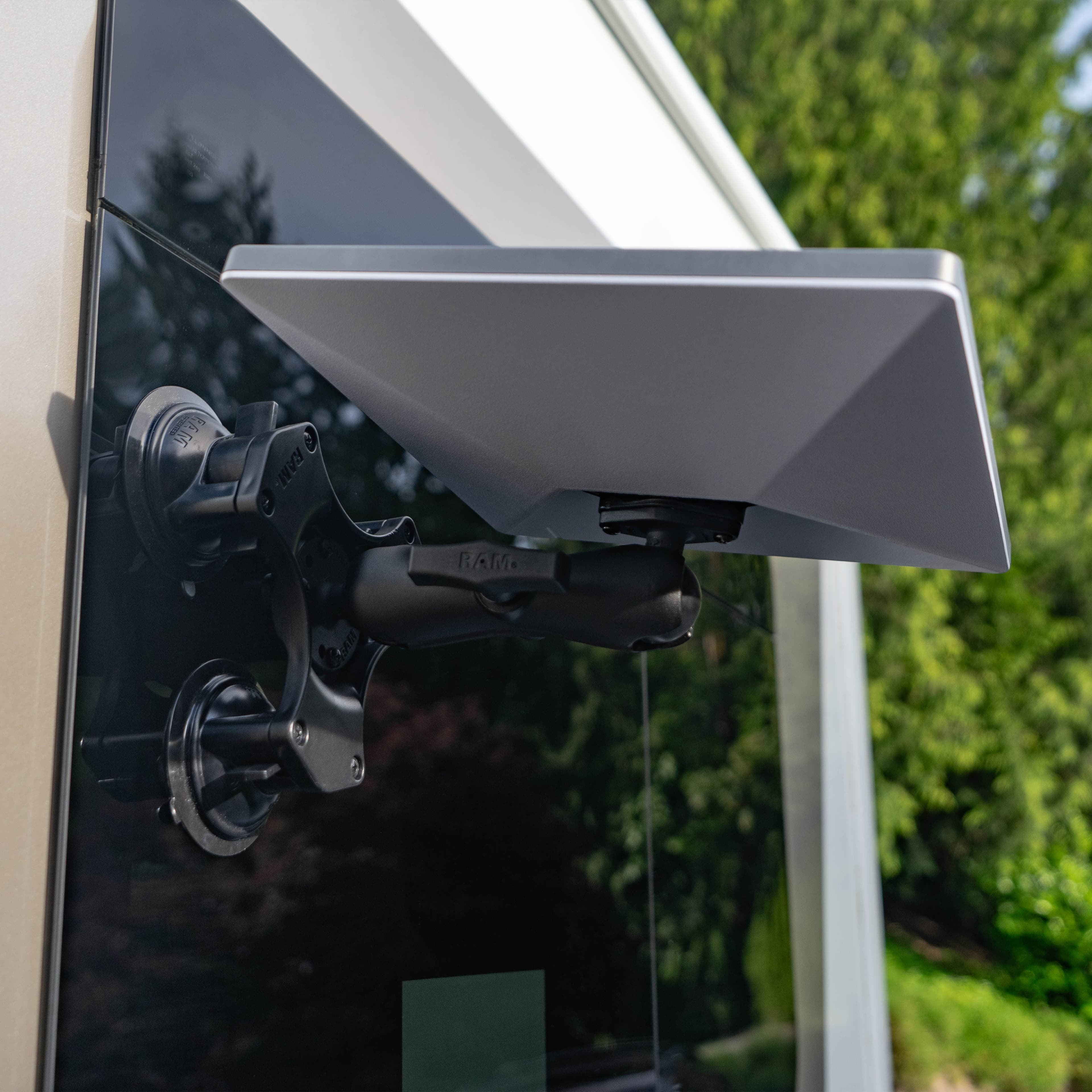RAM® Twist-Lock™ Triple Suction Heavy Duty Mount for Starlink Mini