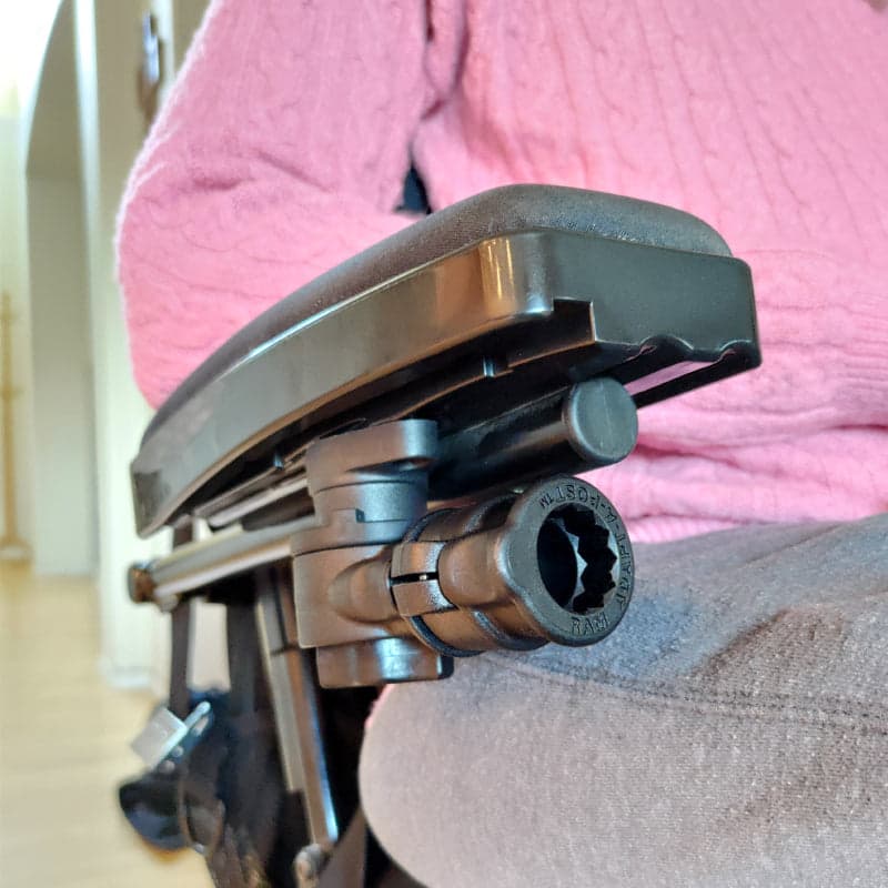 RAM® Universal Wheelchair Track Base with Quick Release & Swivel Feature