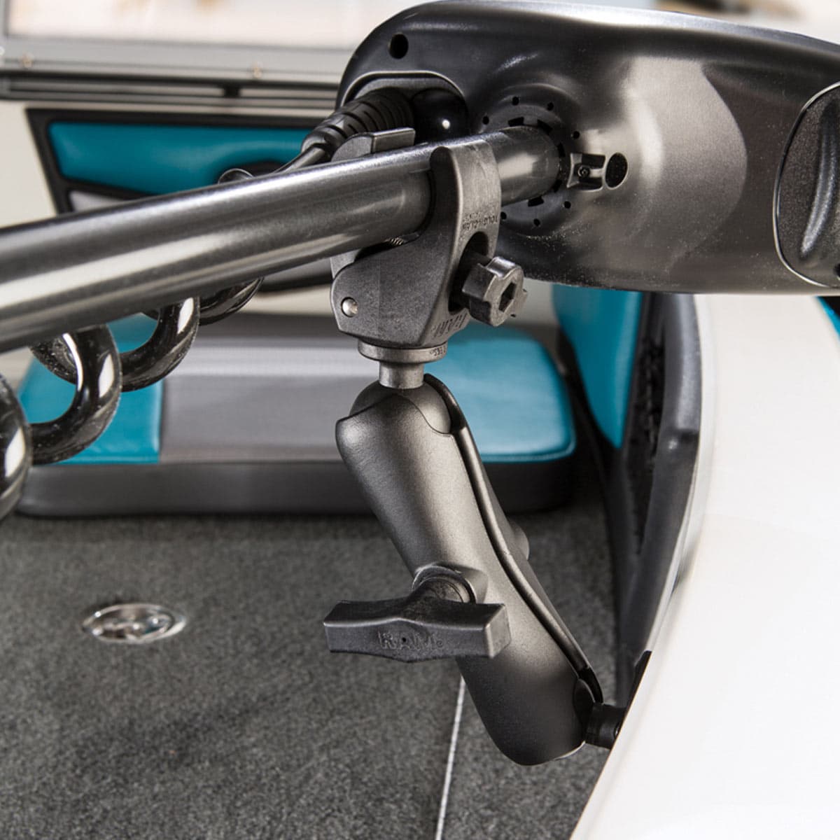 RAM® Trolling Motor Stabilizer - Tough-Claw™ .625" (15.9 mm) - 1.14" (29 mm) Medium Arm