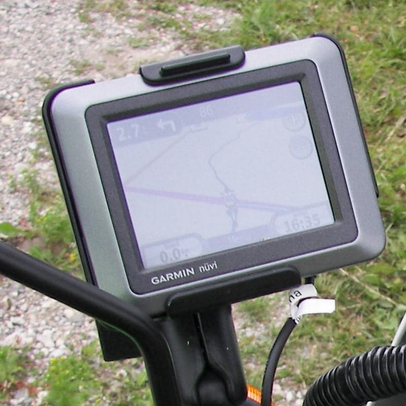 RAM® Form-Fit Cradle for Garmin nuvi 220, 500, 510, 550 & zumo 220