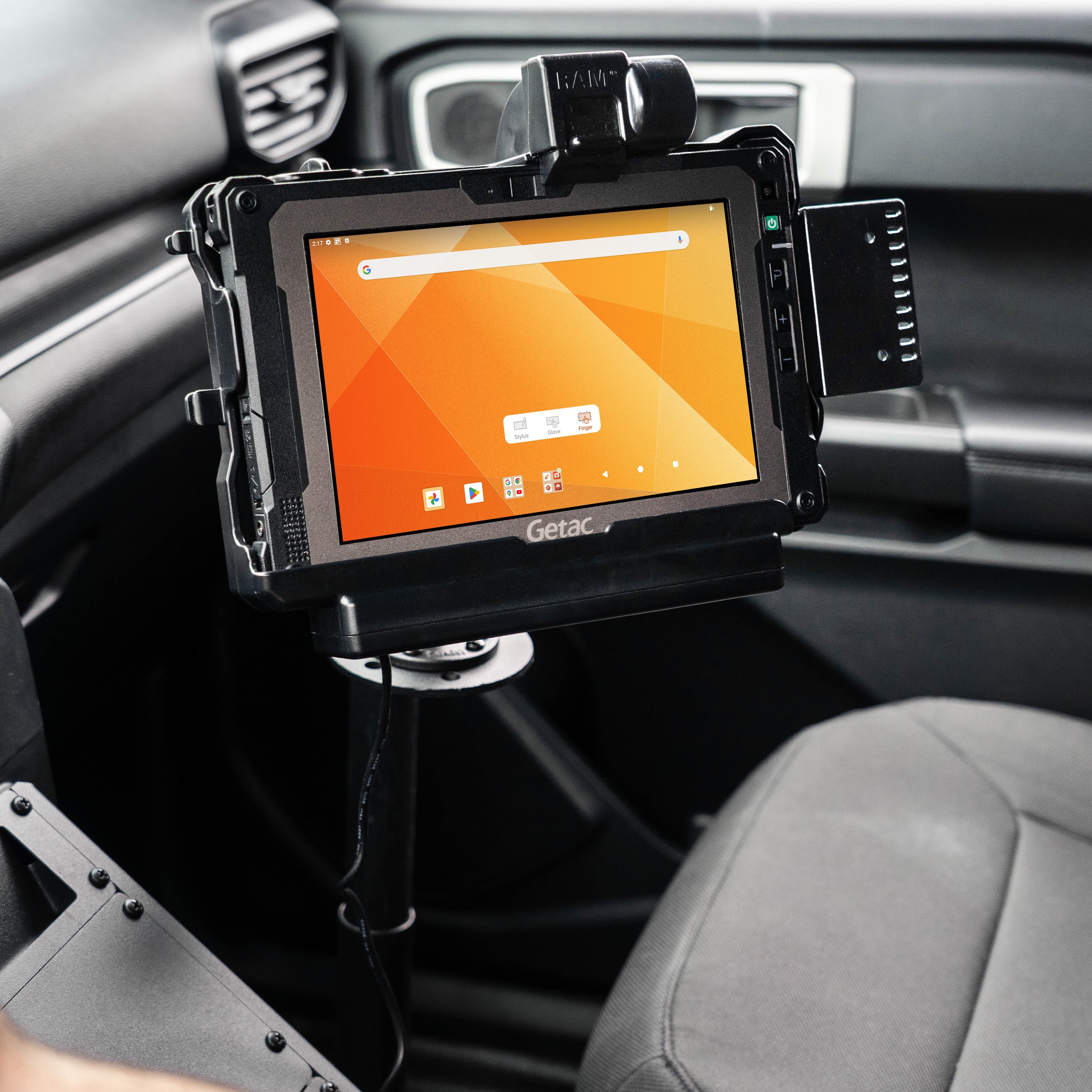 RAM® Form-Fit Powered Dock for Getac ZX80